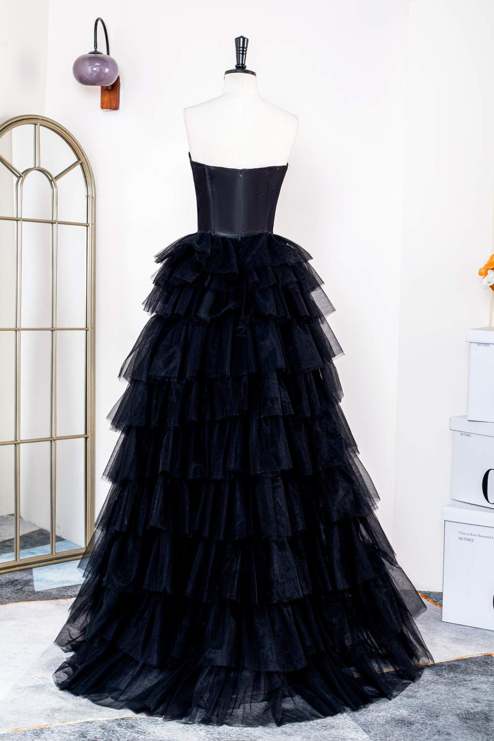 Sweetheart Black Tiered Ruffles Formal Dress