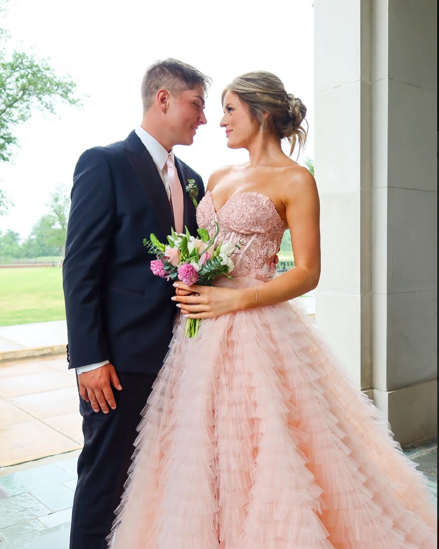 Sweetheart Appliques Light Blue Ruffles Tulle Formal Dress