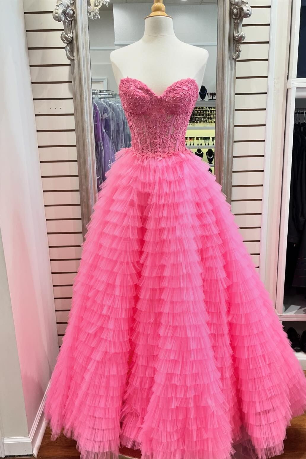 Sweetheart Appliques Light Blue Ruffles Tulle Formal Dress
