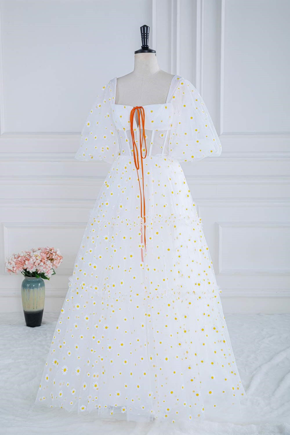 Daisy Flowers White A-line Long Formal Dress