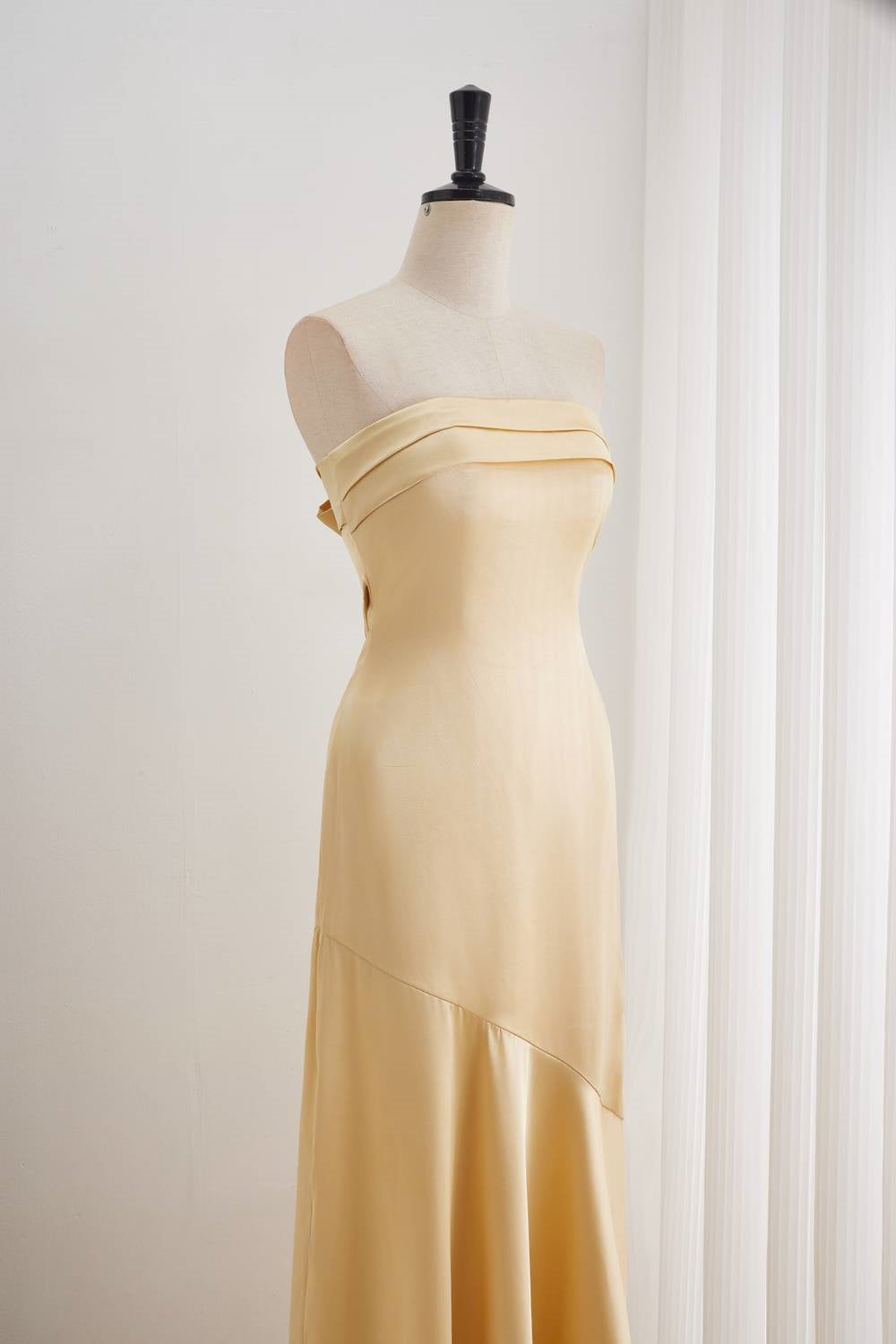 Golden Pleated Bandeau Neckline Prom Dress