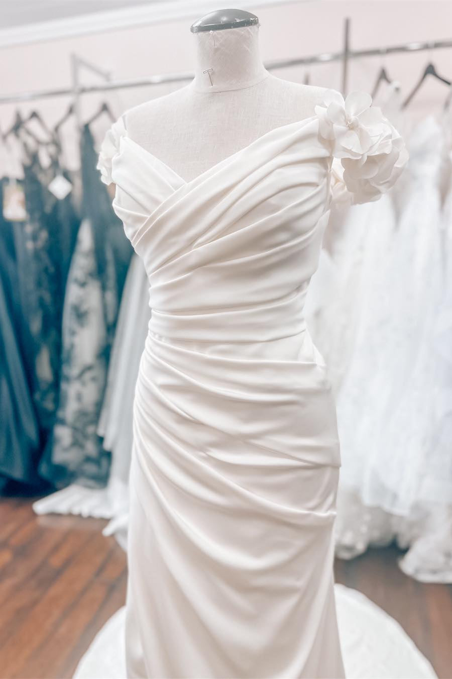 Floral Straps White Pleated Mermaid Wedding Dress