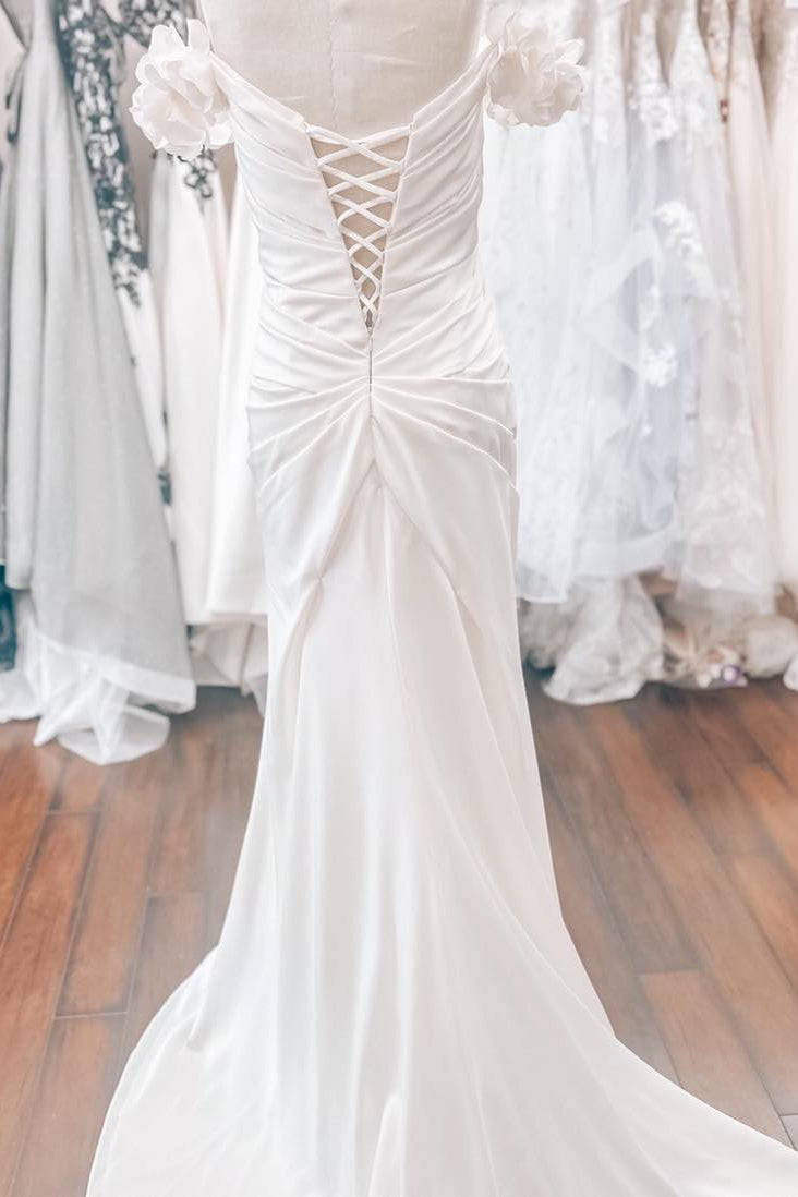 Floral Straps White Pleated Mermaid Wedding Dress