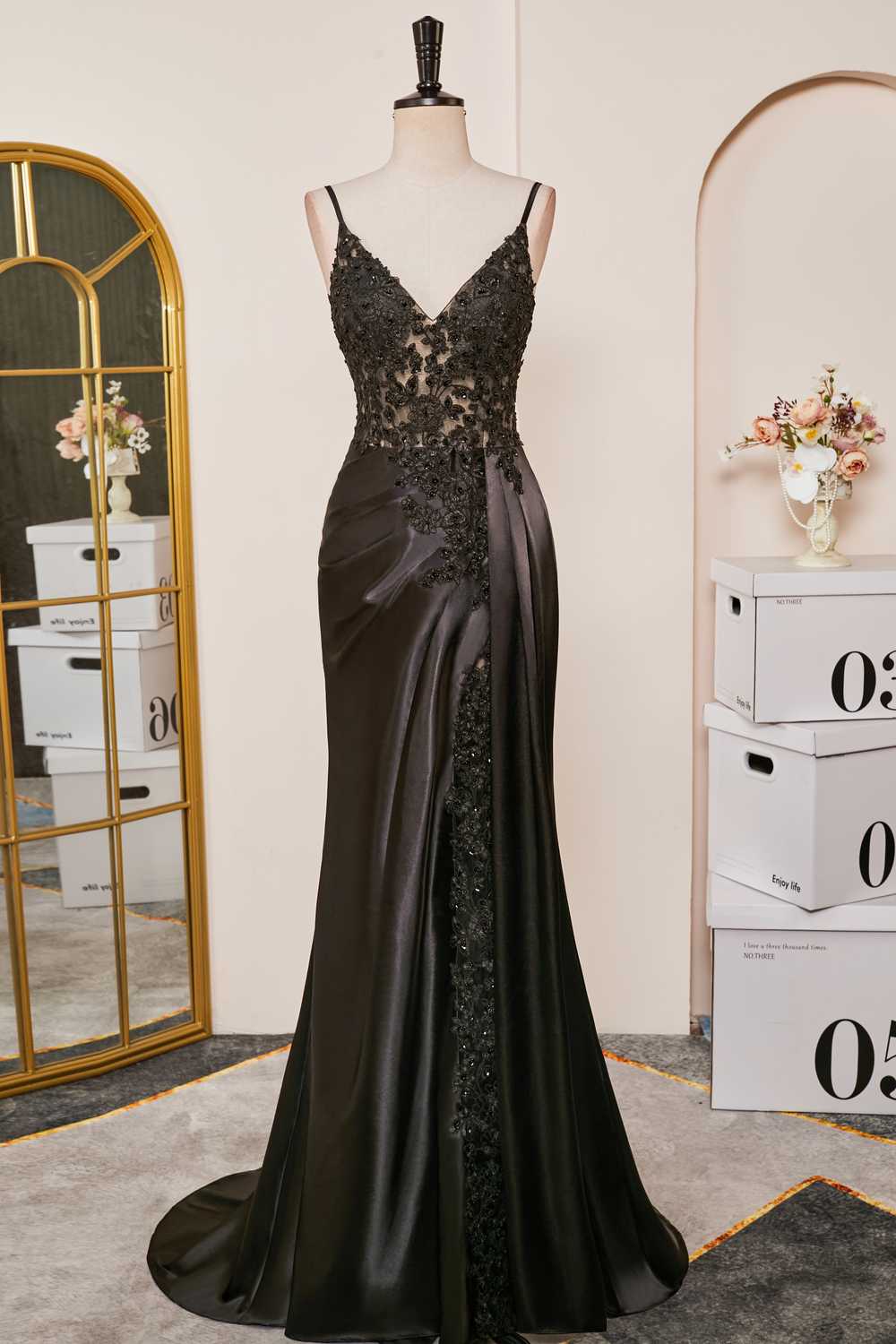 Black Mermaid Applique Spaghetti Strap Prom Dress