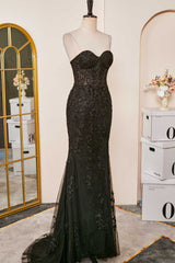 Black Sexy Sweetheart Mermaid Applique Tulle Prom Dress