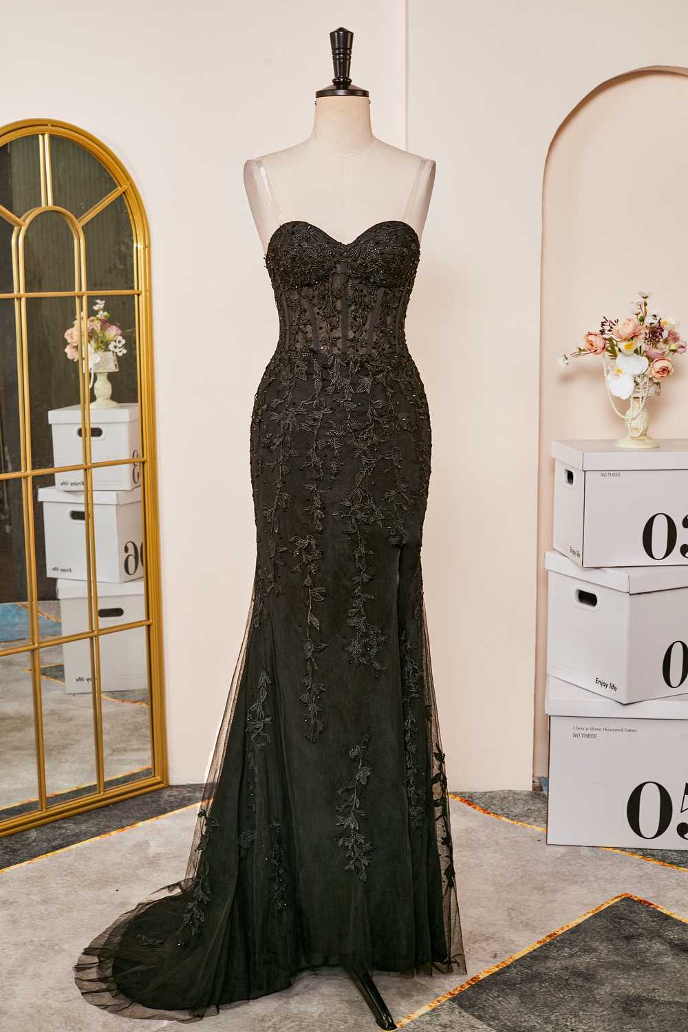 Black Sexy Sweetheart Mermaid Applique Tulle Prom Dress