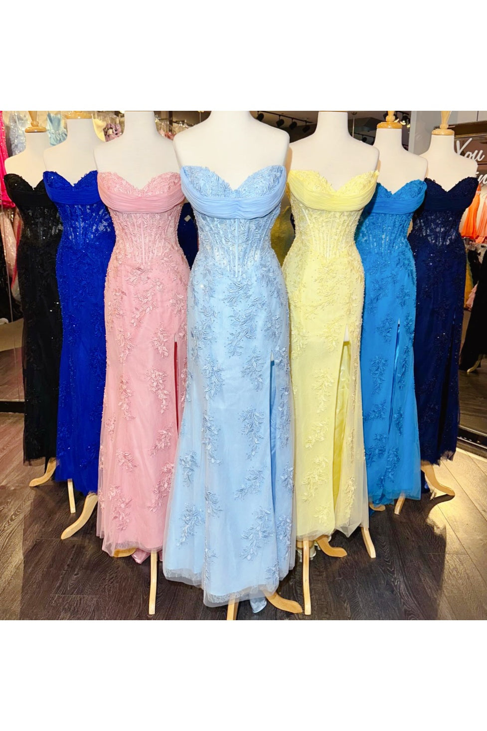 Yellow Tulle Appliqué Sweetheart Dress