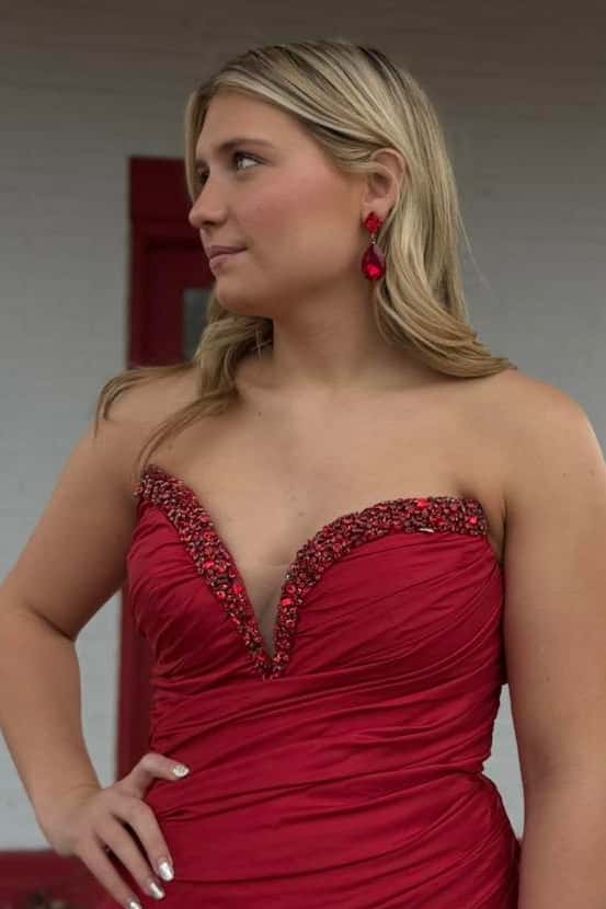 Red Taffeta Mermaid Ruffle Long Prom Gown