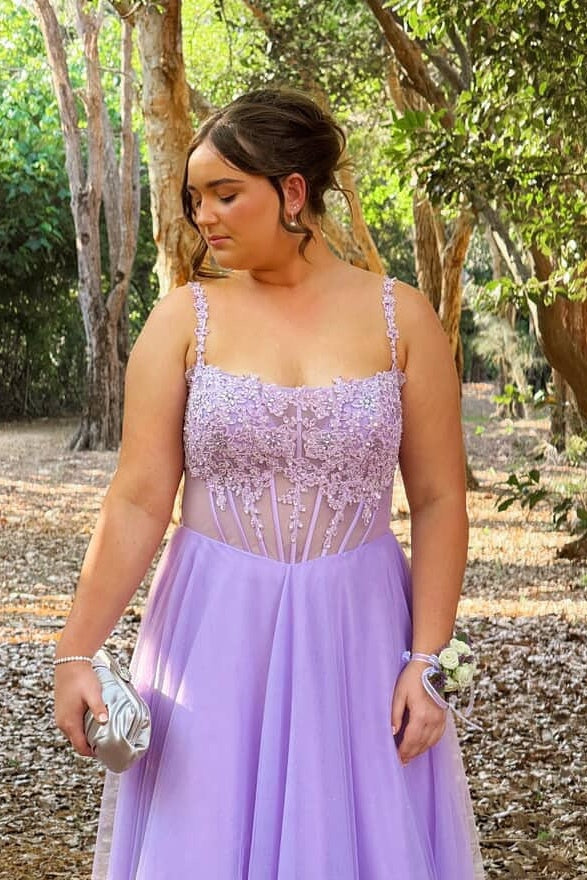 Red Appliques Tulle A-line Prom Dress