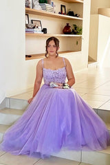 Red Appliques Tulle A-line Prom Dress