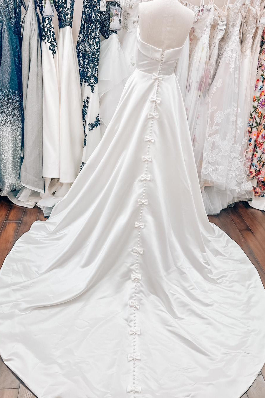 Strapless White Bow Back A-line Wedding Dress