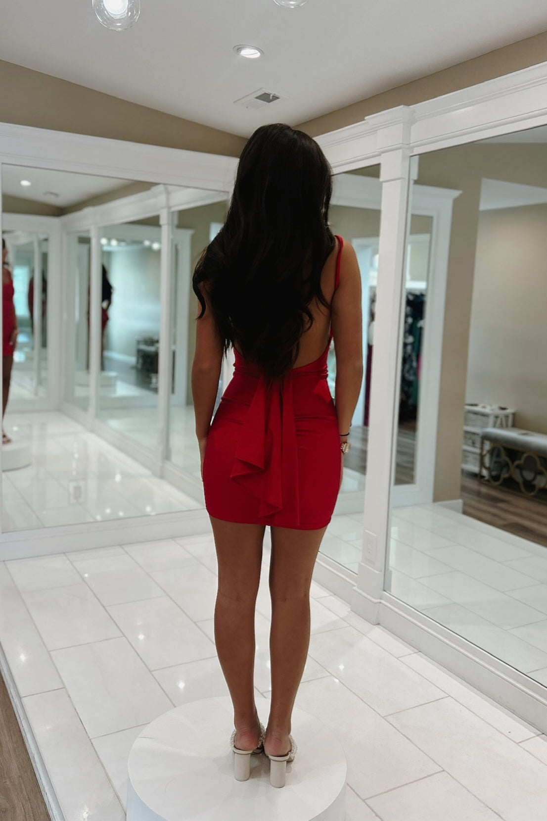 V-neck Red Open Back Bodycon Short Dress