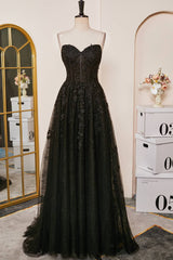 Black Sweetheart Lace Corset A-Line Prom Dress