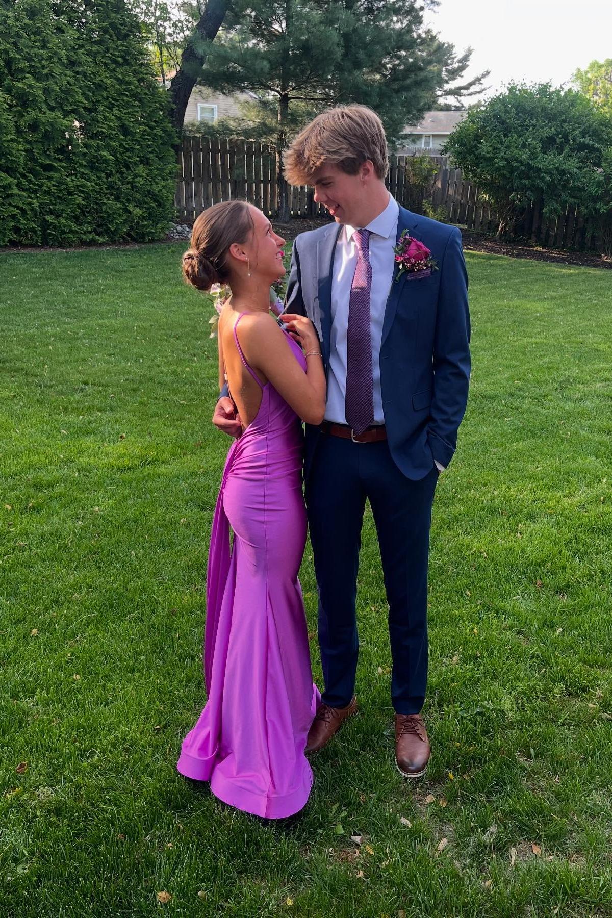 Spaghetti Straps Lavender V Neck Mermaid Party Dress
