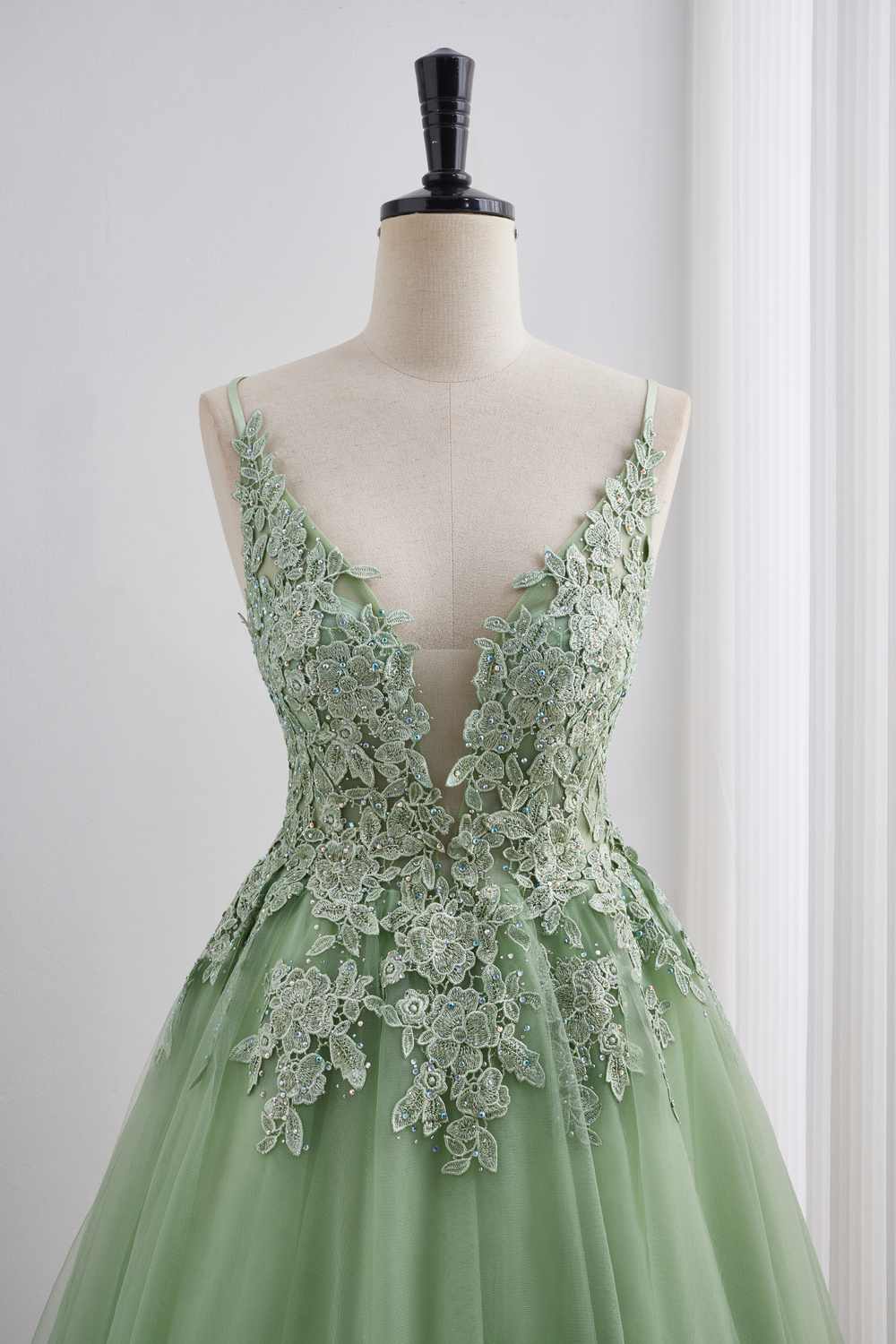 Sage Green Appliques A-line Short Homecoming Dress