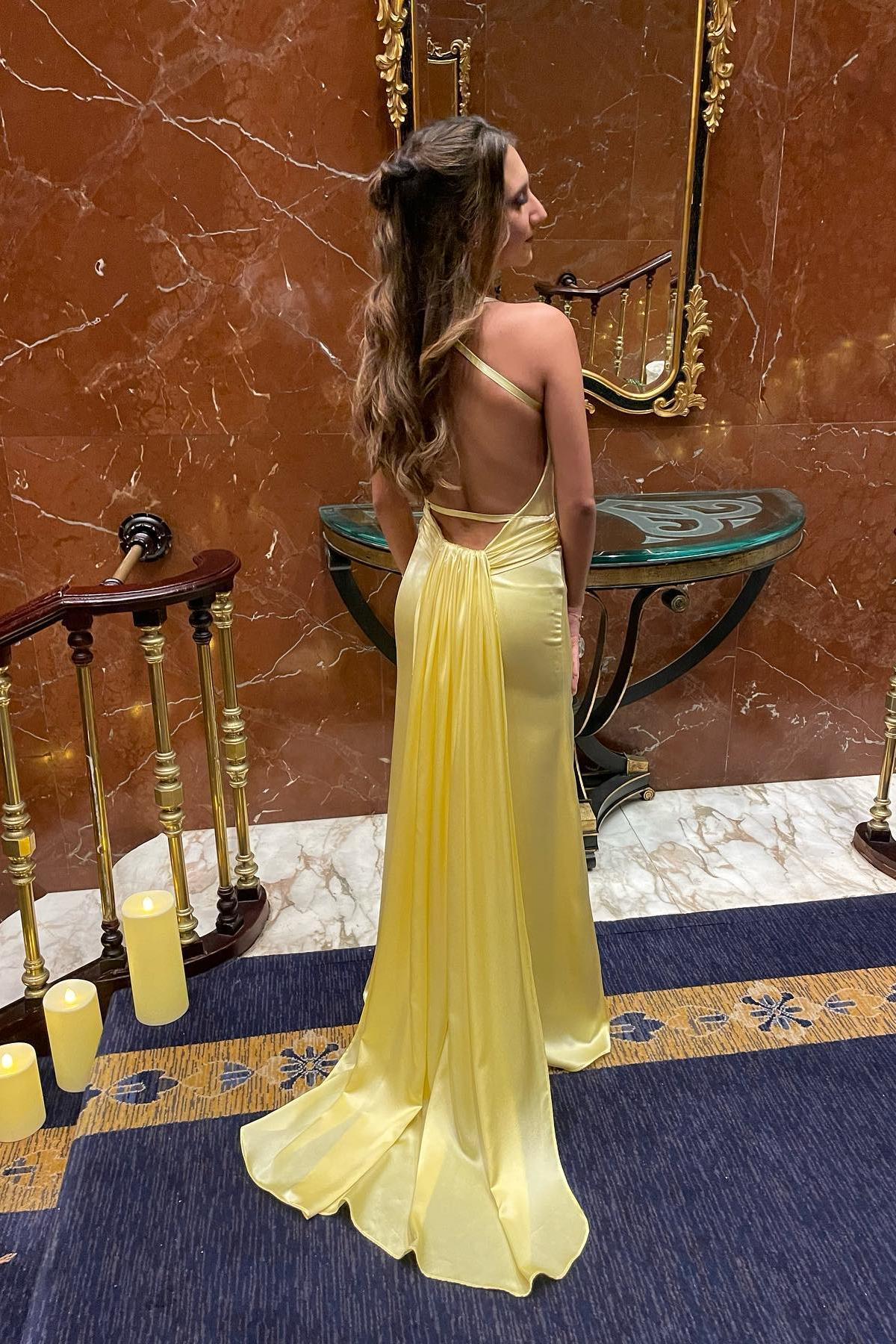 V Neck Yellow Mermaid Formal Dress with Train